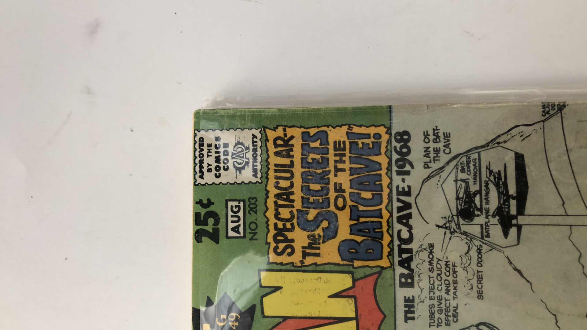 Photo 1 of DC COMICS BATMAN #203 SECRETS OF THE BATCAVE