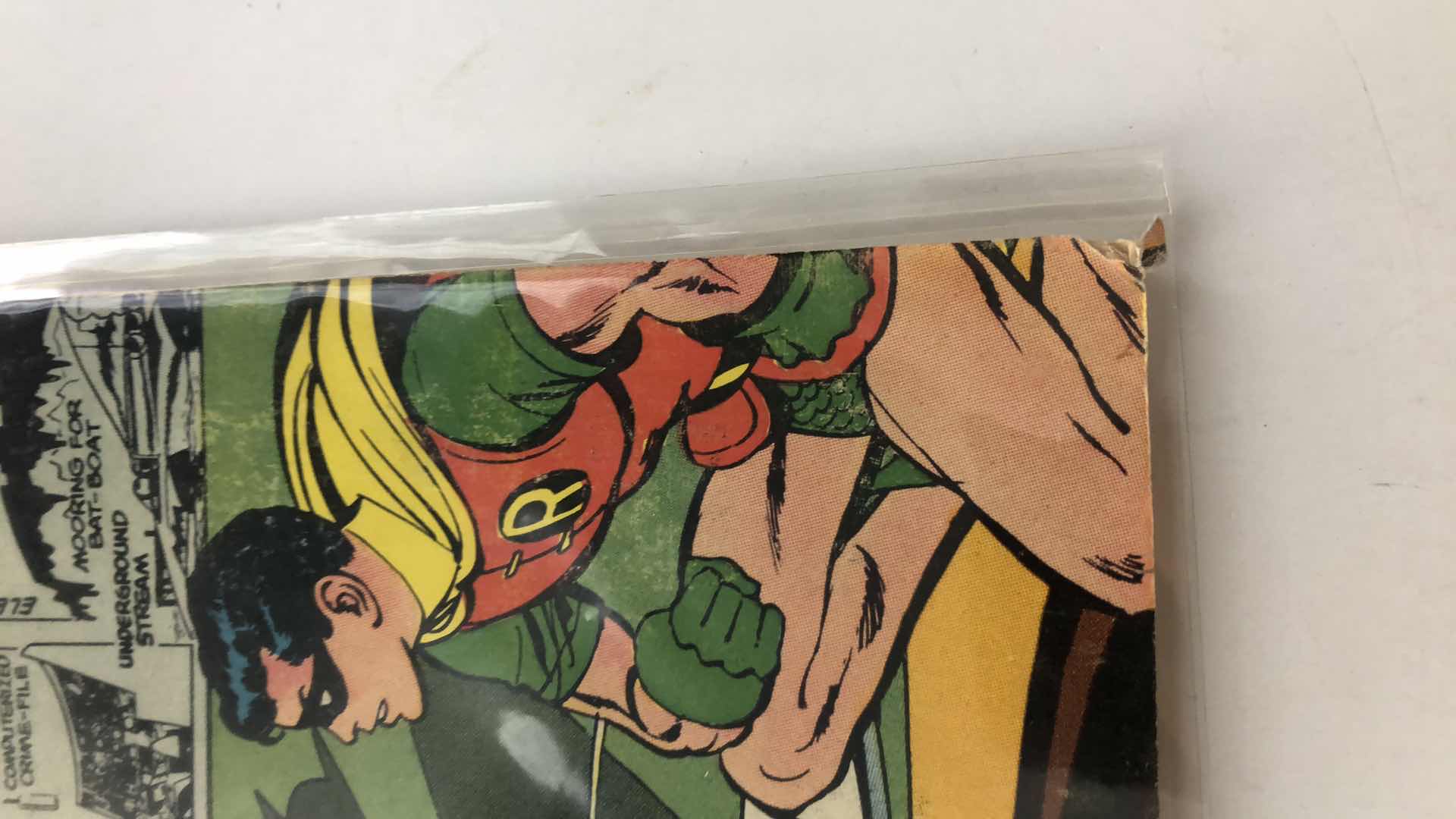 Photo 1 of DC COMICS BATMAN #203 SECRETS OF THE BATCAVE