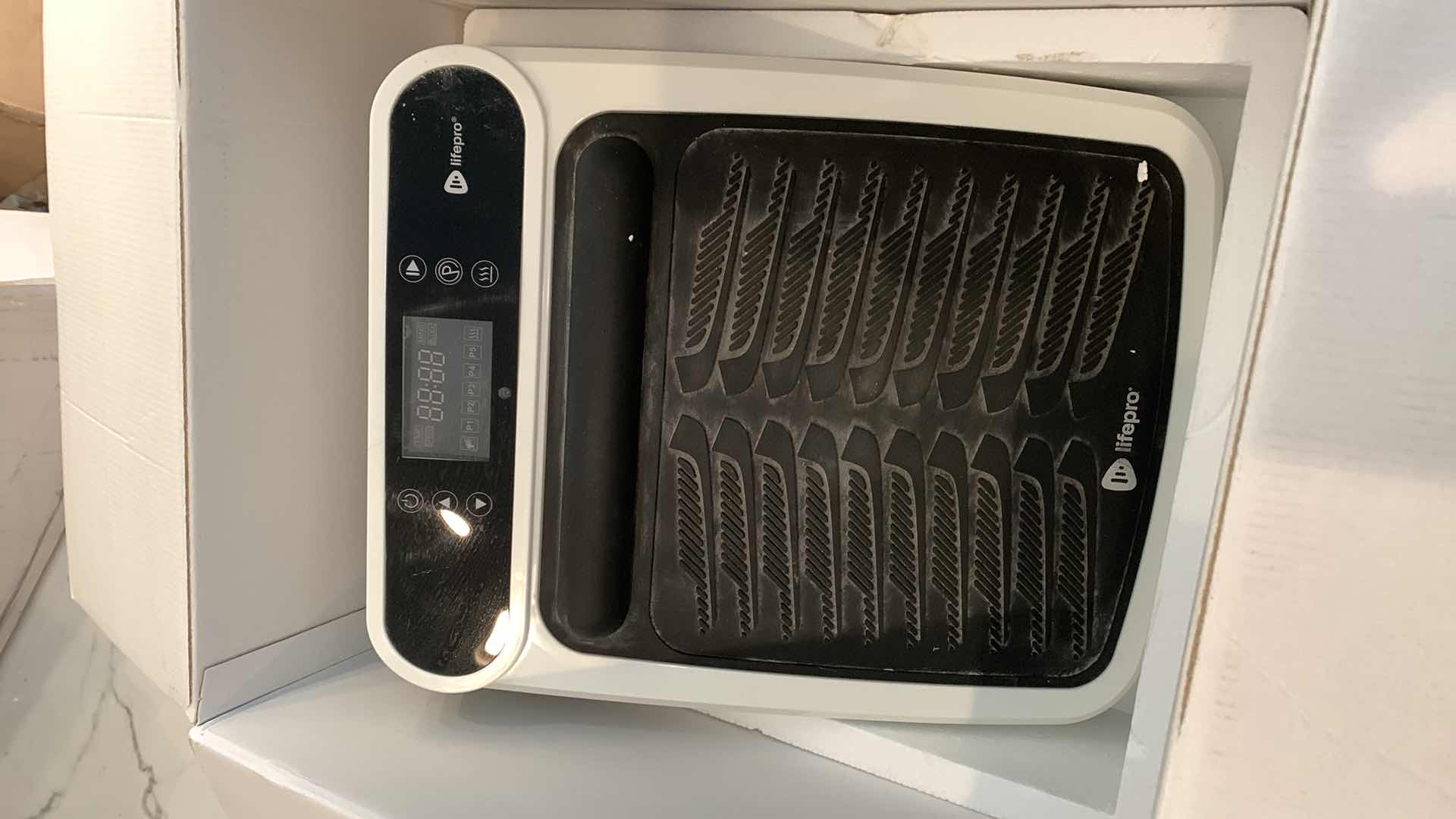 Photo 1 of LIFEPRO VIBRACARE PLUS FOOT MASSAGER