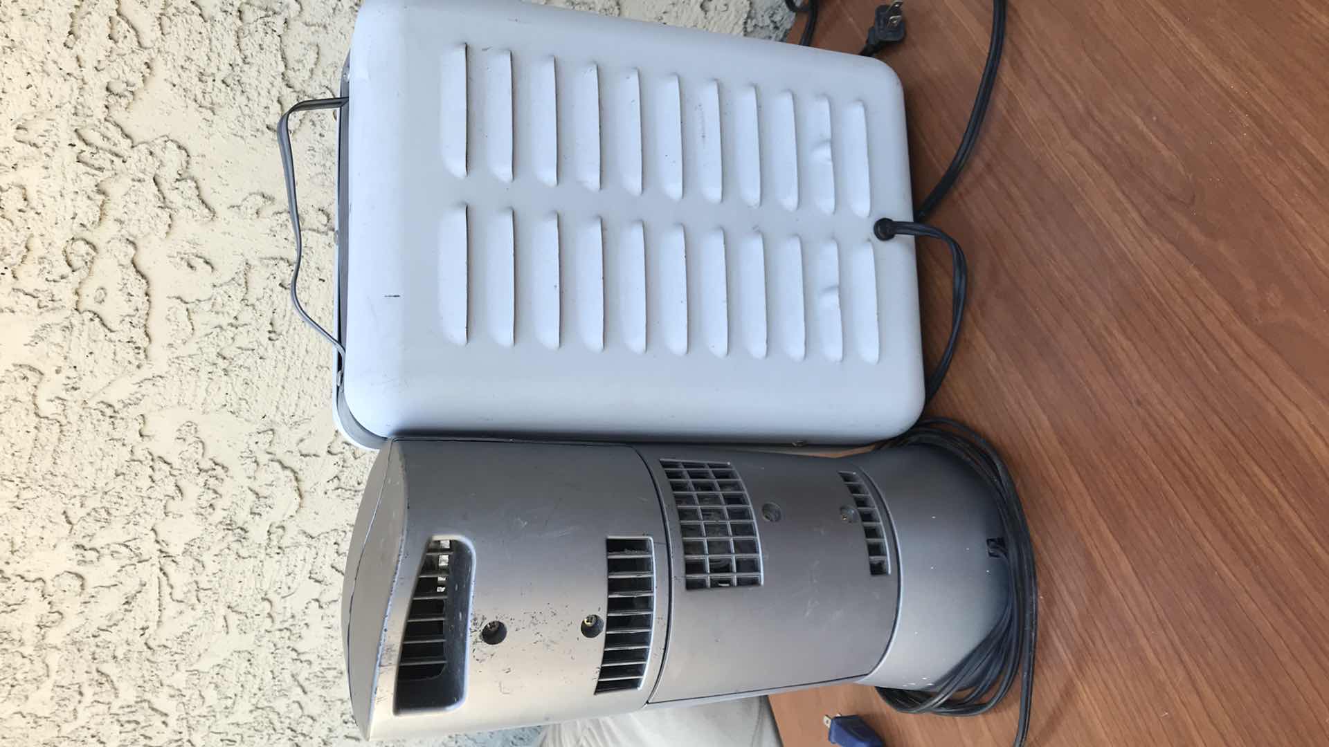 Photo 1 of LASKO TABLE TOP FAN & PATTON HEATER BOTH 15”