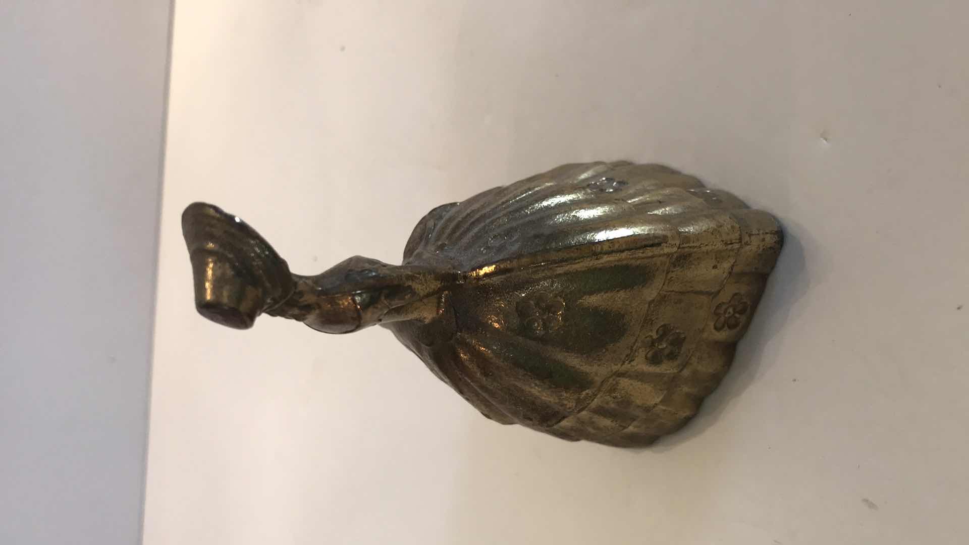 Photo 1 of VINTAGE BRASS SOUTHERN BELL LADY MADE IN ENGLAND H -3.5