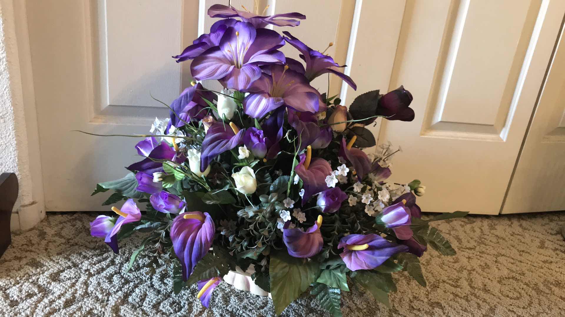 Photo 1 of PURPLE FLORAL DECOR WITH VINTAGE VASE / PLANTER 