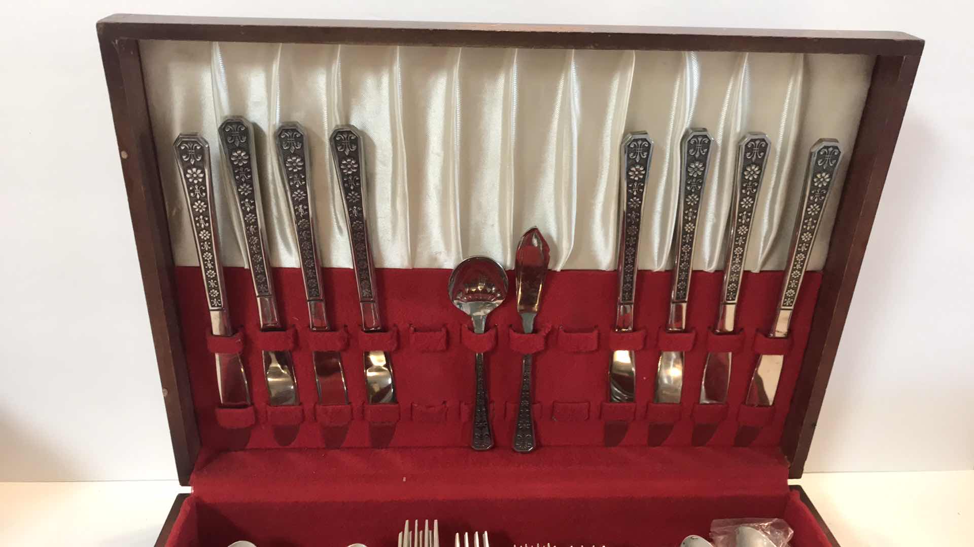 Photo 2 of VINTAGE INTERPUR SILVERWARE STAINLESS STEEL JAPAN W/ BOX