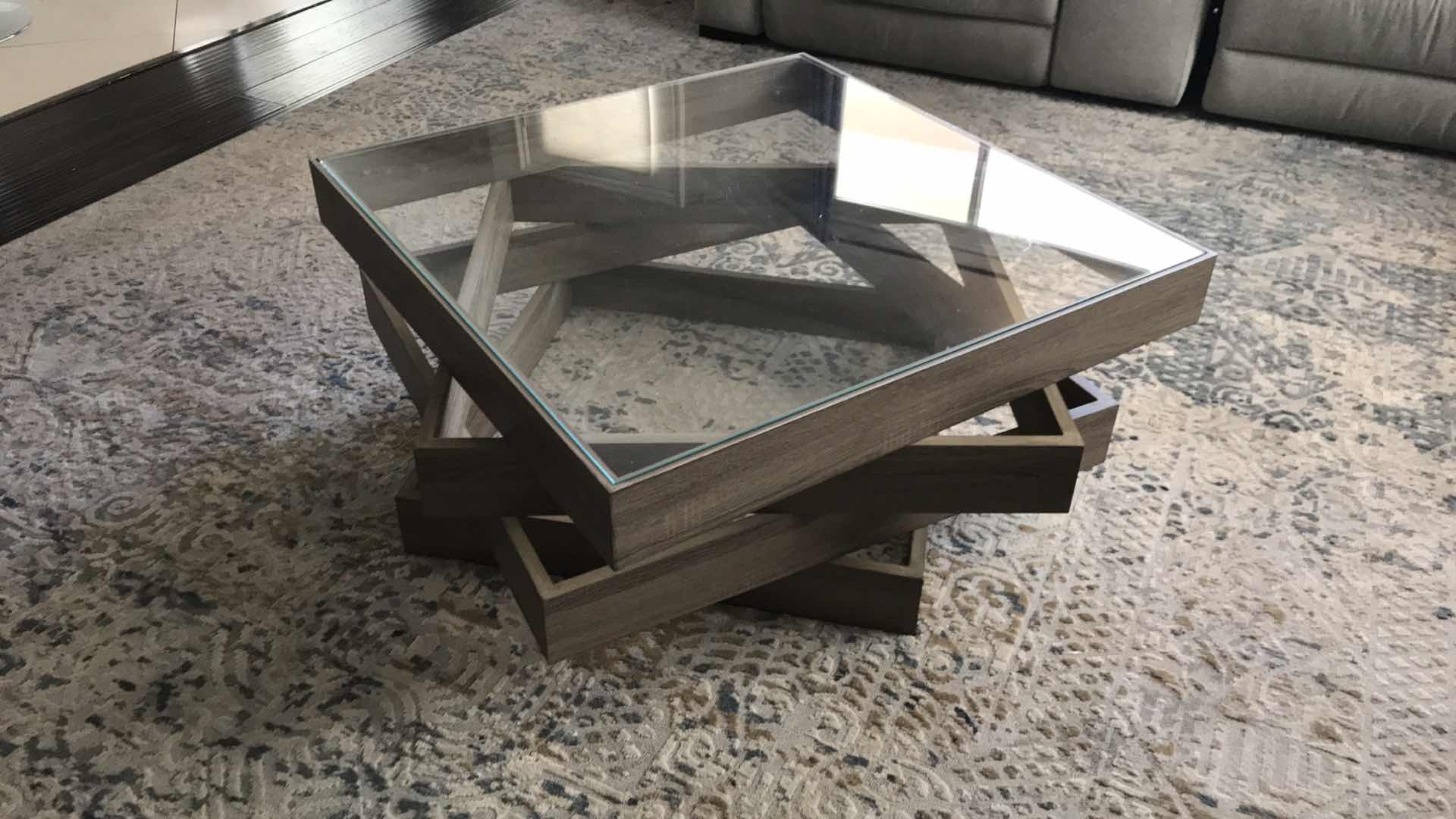 Photo 5 of SAFAVIEH HOME COLLECTION ANWEN MID-CENTURY GEOMETRIC LIGHT OAK AND BROWN WOOD COFFEE TABLE
33.5x33.5x16”