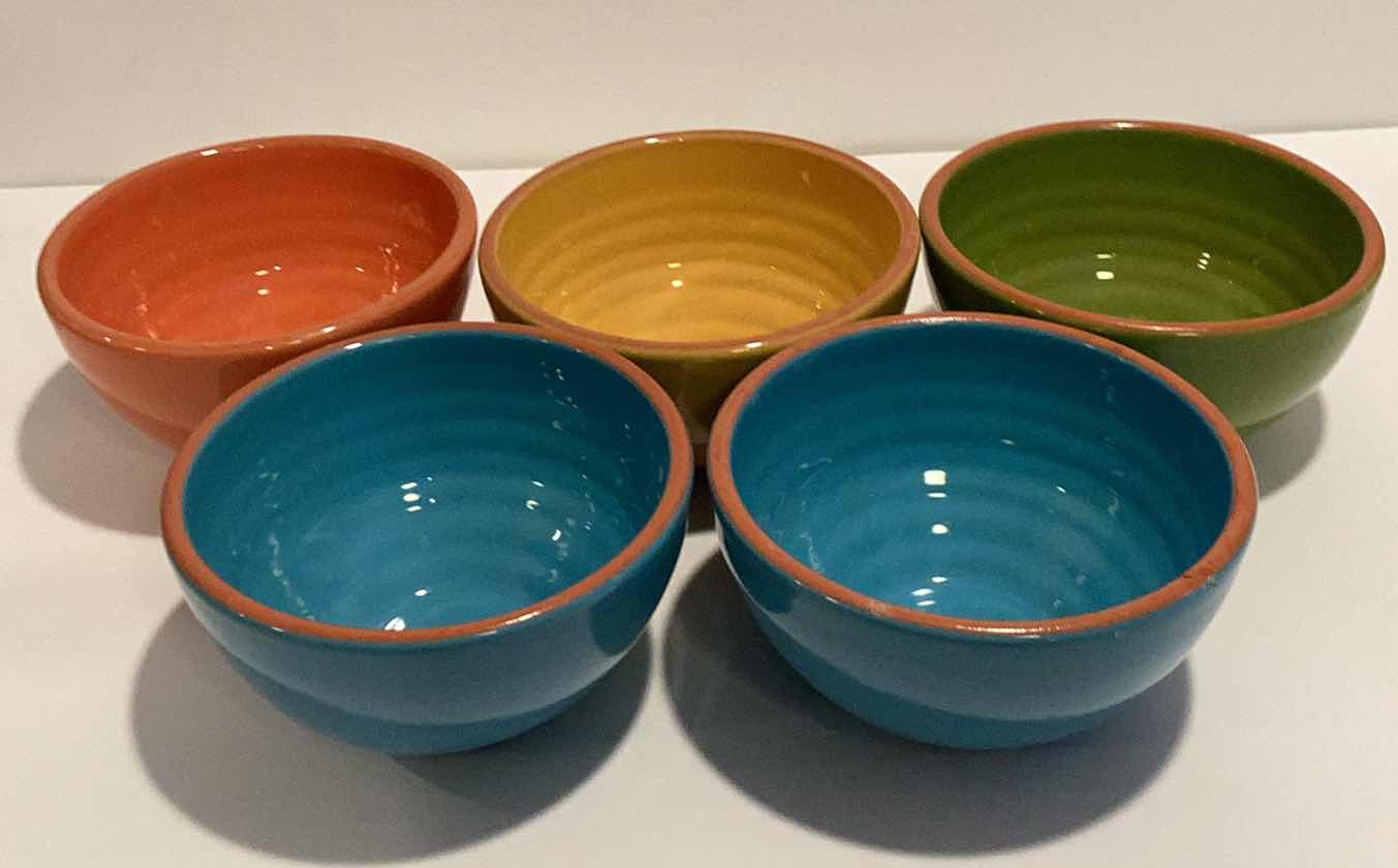 Photo 1 of SOLEIL BY OVERANDBACK TERRACOTTA MUG AND BOWL SETS SMALL CHIP SEE PHOTOS