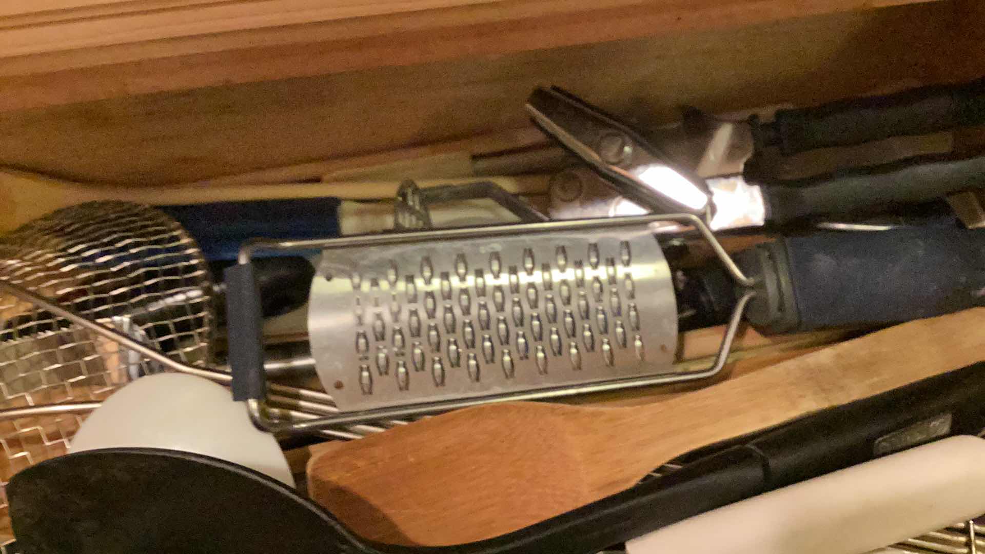 Photo 1 of KITCHEN UTENSILS-ENTIRE DRAWER CONTENTS
