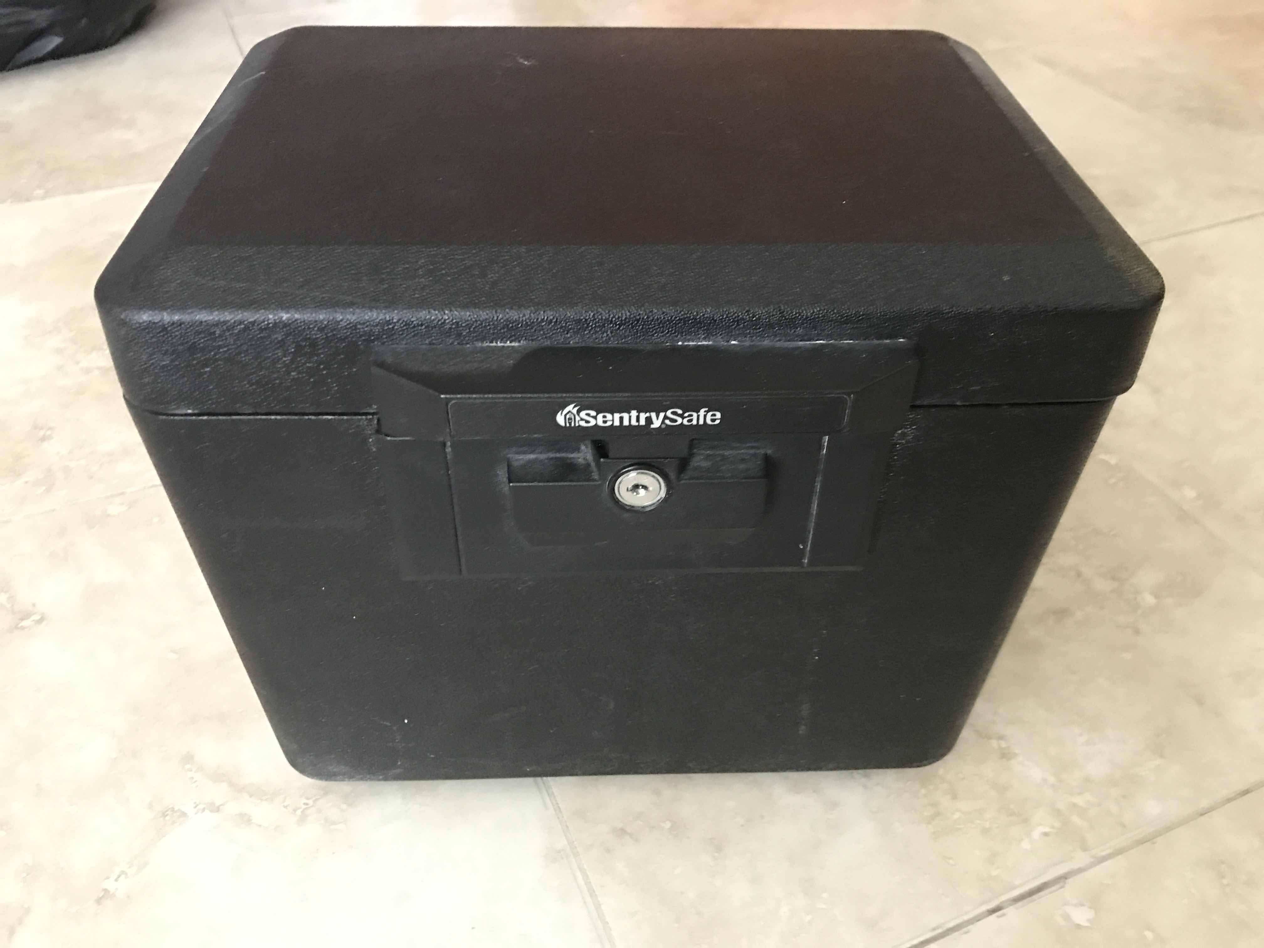 Photo 1 of SENTRY SAFE AND HONEYWELL FIRE SAFE-NOT LOCKING