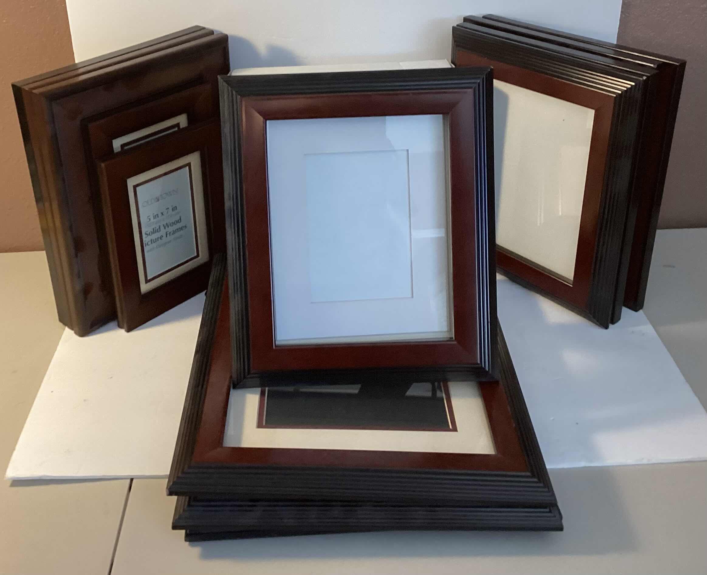 Photo 1 of PANDIGITAL DIGITAL PHOTO FRAME AND MORE