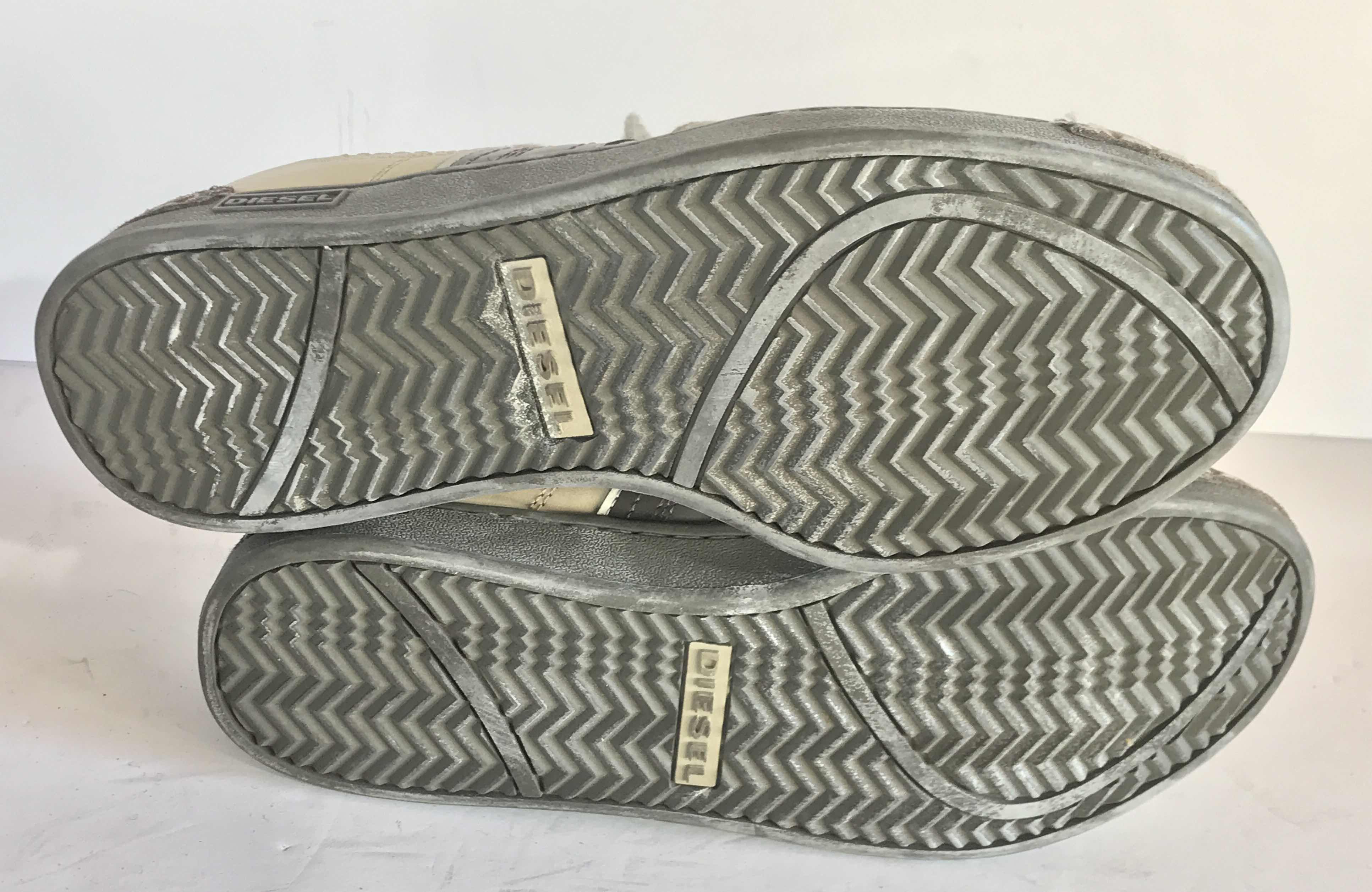 Photo 1 of DIESEL MENS LOW TOP LEATHER SNEAKERS SIZE 11