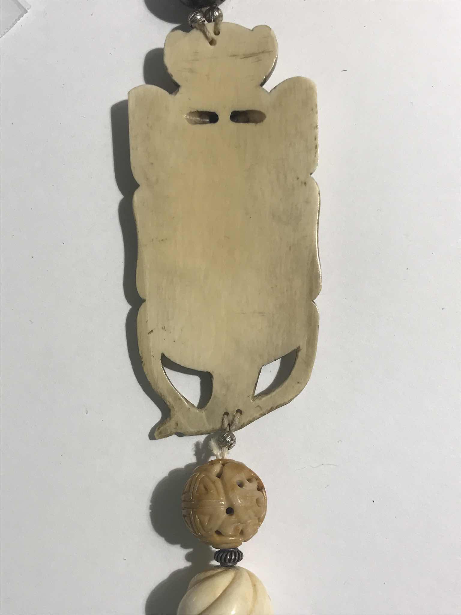 Photo 1 of RARE VINTAGE ASIAN CARVED BUDDA PENDANT NECKLACE 
NEEDS REPAIR