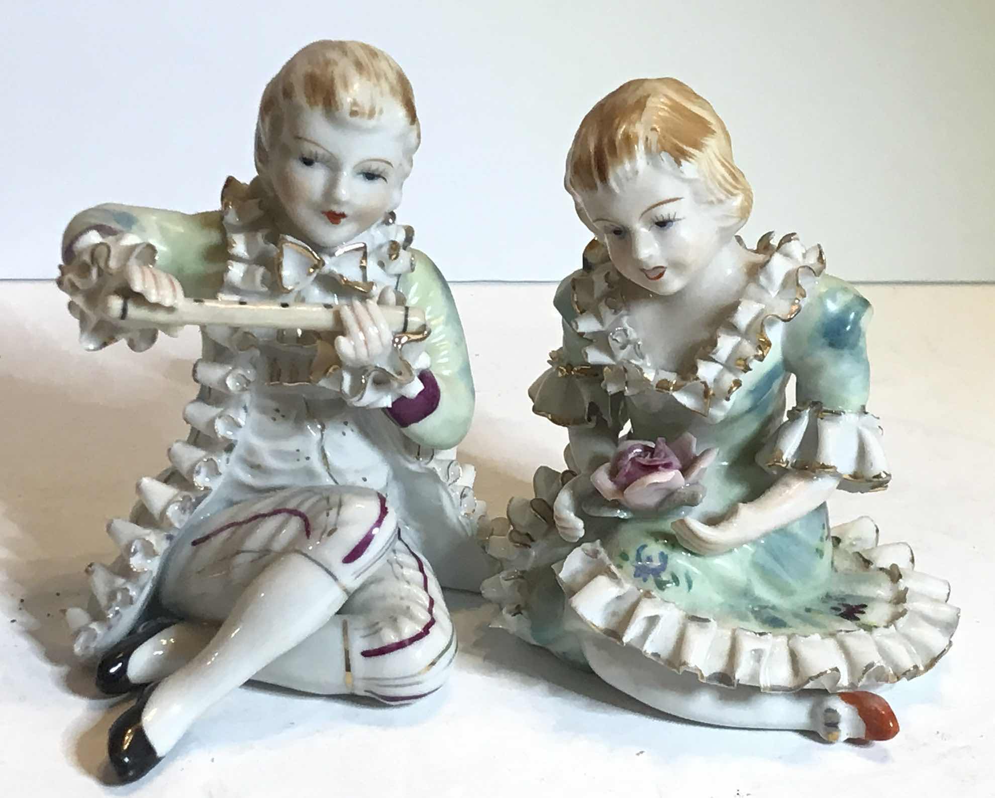 Photo 1 of VINTAGE WALES BONE CHINA LACE ROYAL FIGURINES BOY & GIRL H-5”