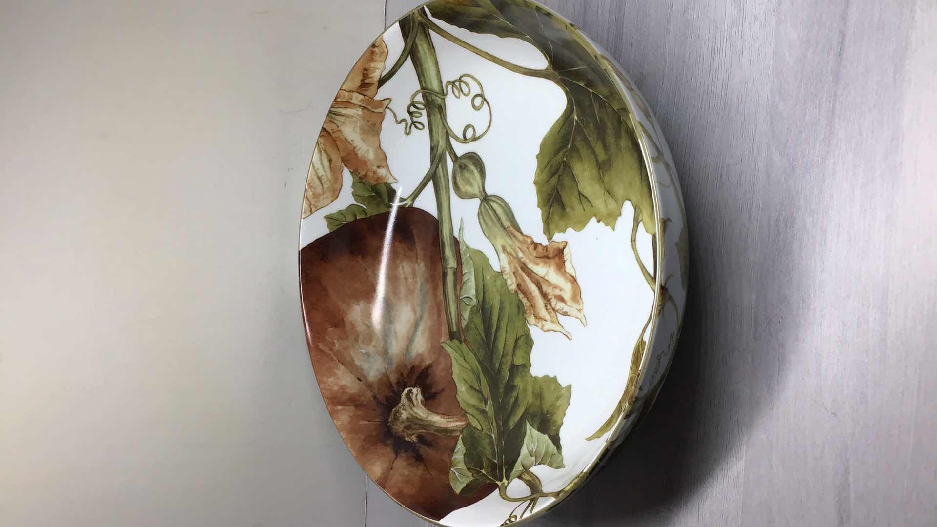 Photo 1 of WILLIAM SONOMA BOTANICAL PUMPKIN SERVING BOWL 14”