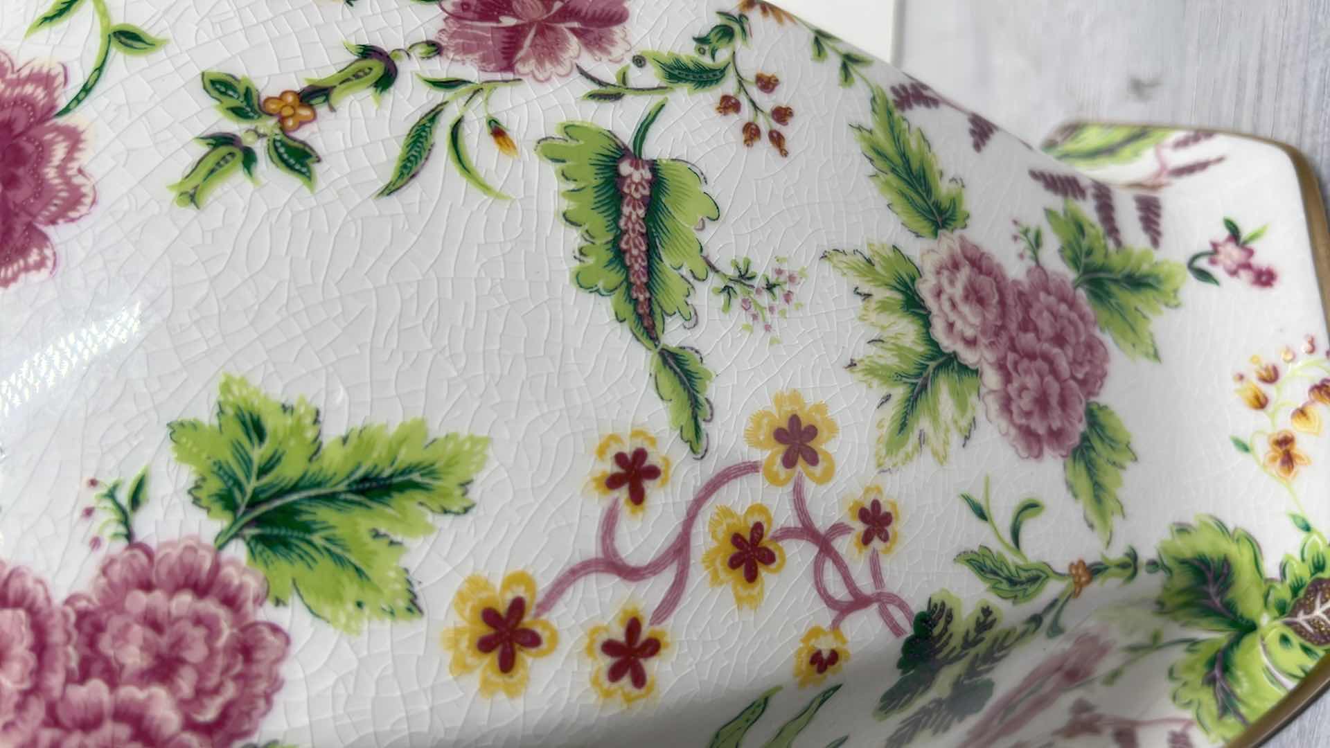 Photo 1 of PORT 68 WILLIAMSBURG MEDIUM PORTSMOUTH PINEAPPLE FLORAL PORCELAIN GOLD ACCENTED JAR 9" X 8” H16” #M99608