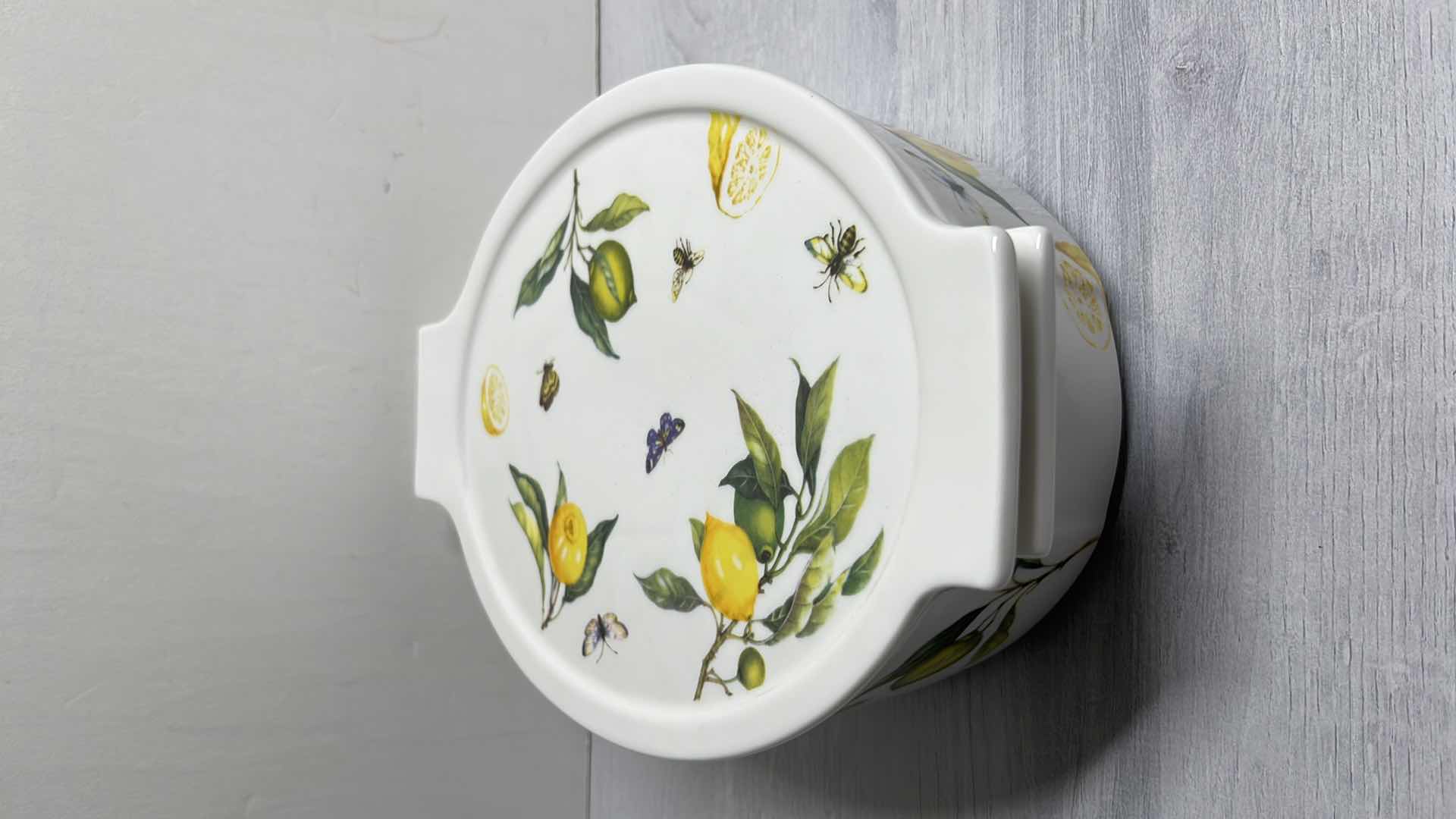 Photo 1 of VINTAGE GRACE PANTRY “LEMON SPRING” PORCELAIN OVAL COVERED CASSEROLE DISH 7.5” X 11.5” H3.25”