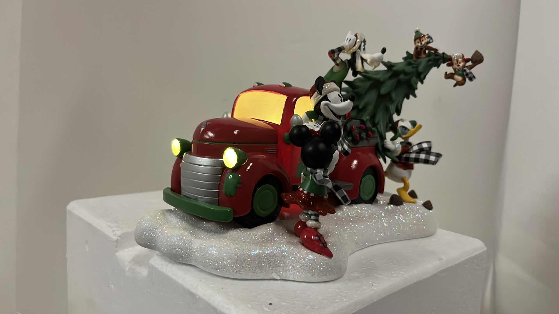 Photo 1 of DISNEY PARKS RED TRUCK LIGHT-UP FIGURINE BATTERY OPERATED FAC-037774-19161