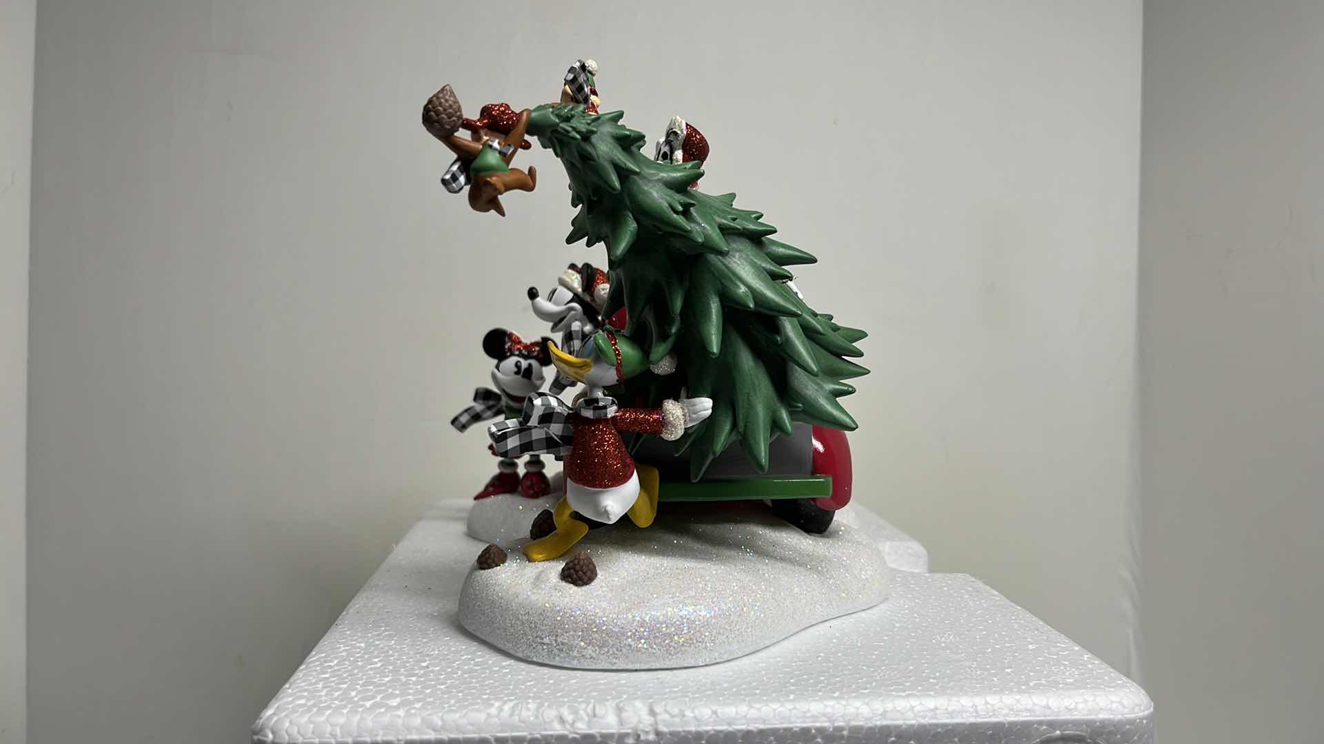 Photo 1 of DISNEY PARKS RED TRUCK LIGHT-UP FIGURINE BATTERY OPERATED FAC-037774-19161