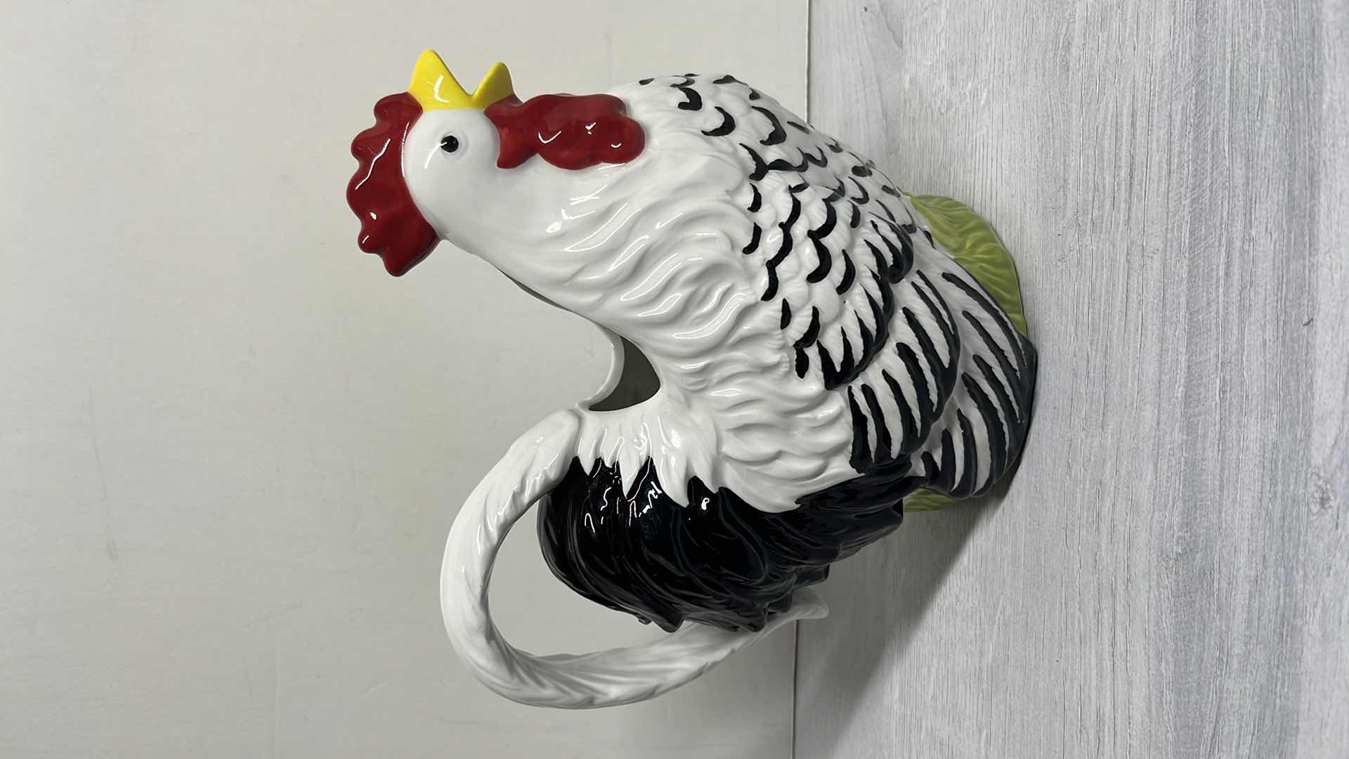 Photo 1 of SUR LA TABLE ROOSTER 1.22L PITCHER #6736938