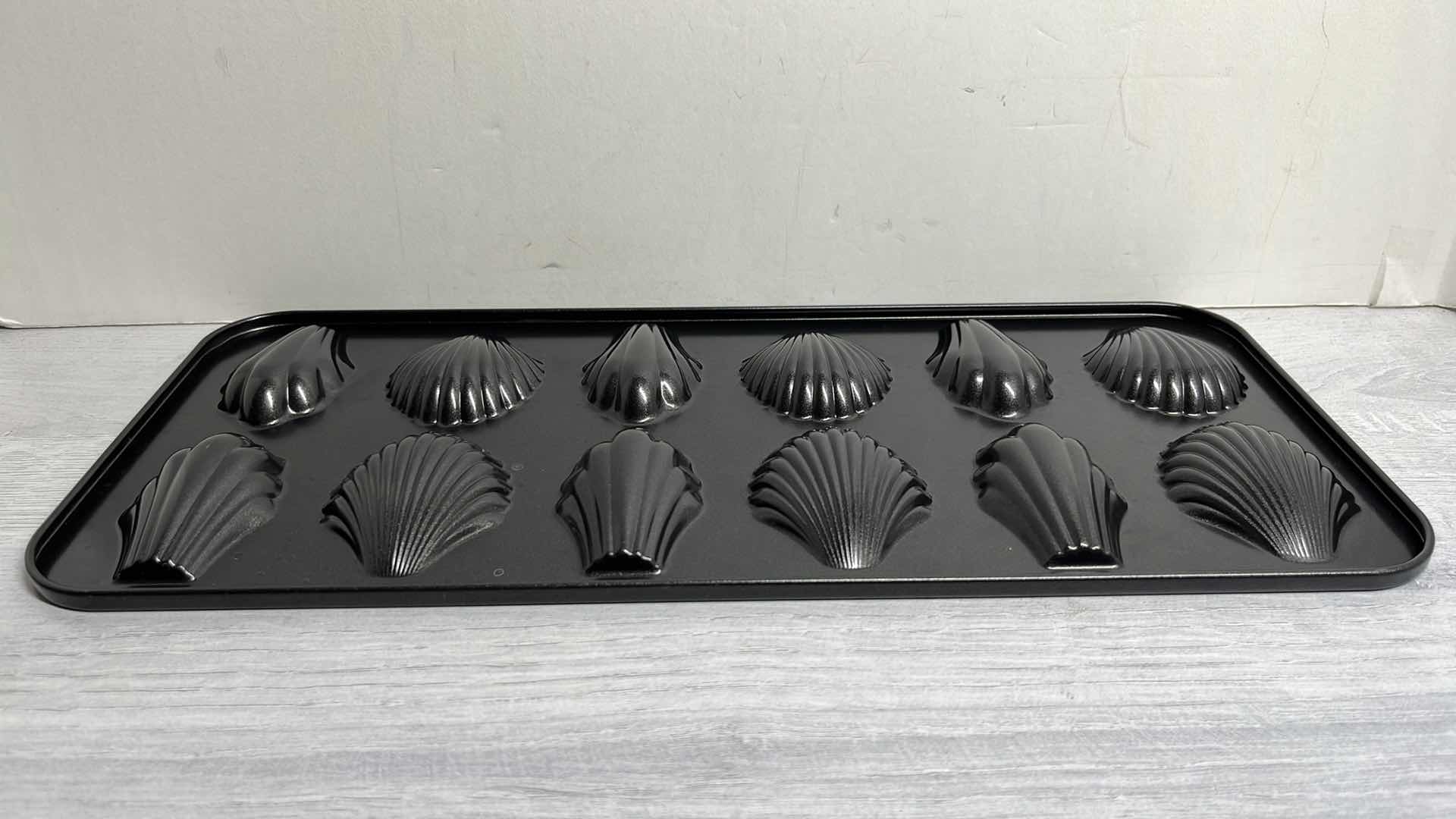 Photo 1 of NONSTICK MADELEINE PAN 12 CAVITY SCALLOP SHELL BAKEWARE 7” X 16” (2)