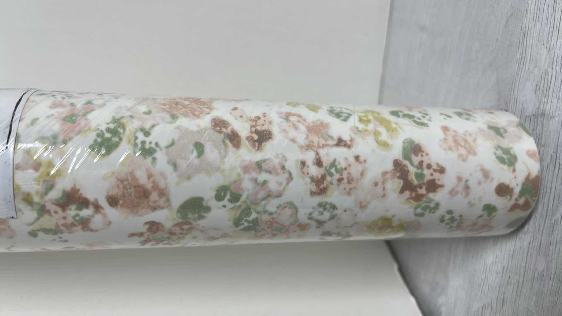 Photo 1 of NEW MAGNOLIA HOME BY JOANNA GAINES WALLCOVERINGS DOUBLE ROLL PATTERN #MK1120