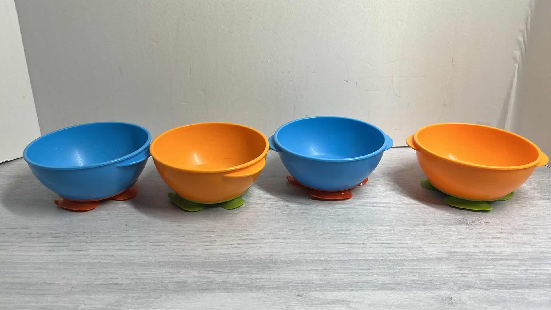 Photo 1 of CHILDREN’S BPA-FREE DIVIDER PLATES & SNACK BOWLS (18 PCS)