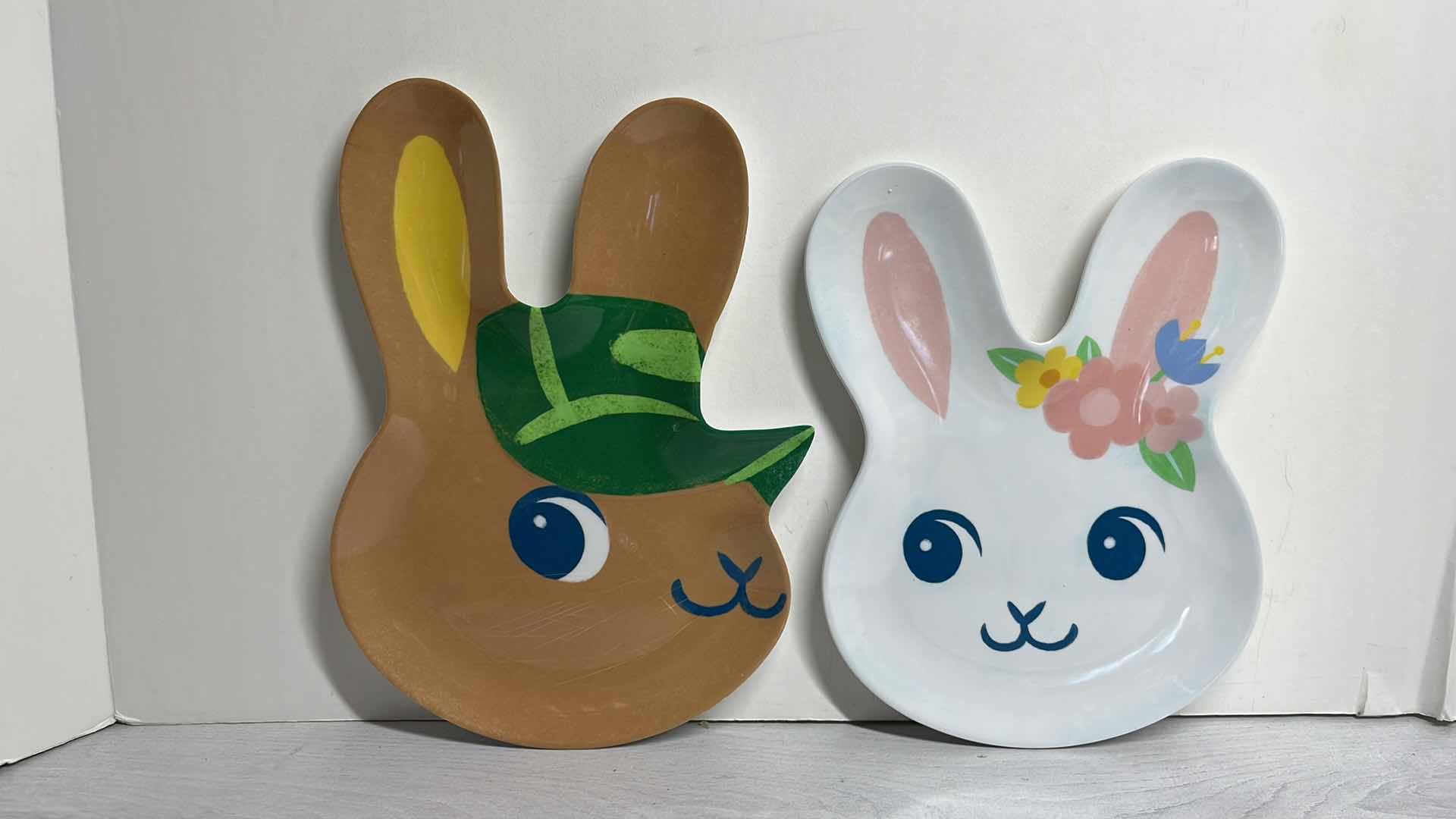 Photo 1 of CHILDREN’S PLATES & BOWL (19 PCS)