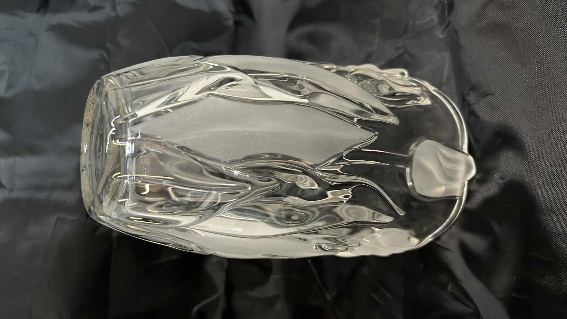 Photo 1 of MIKASA TULIP SATIN FROSTED EMBOSSED GLASS VASE 4.75” X 8”