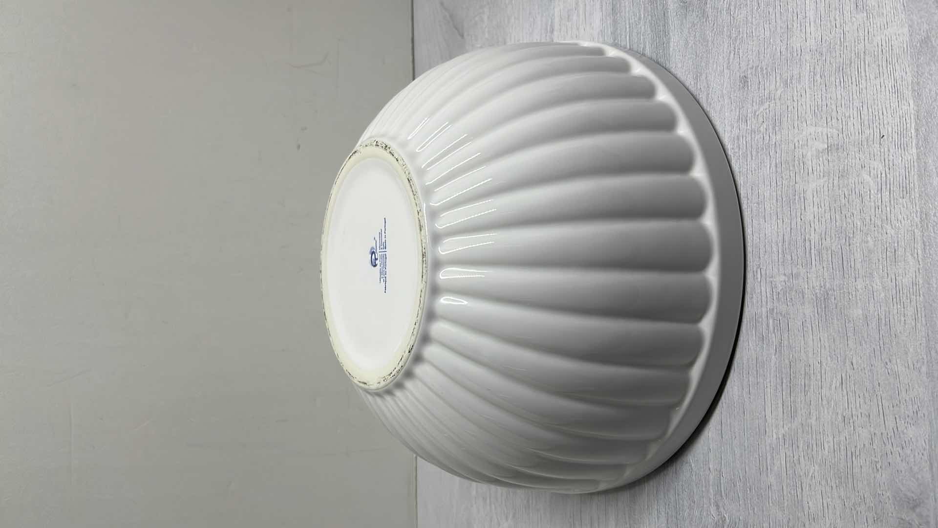 Photo 1 of R HOME MEDIUM WHITE IRONSTONE SCALLOPED SALAD/MIXING BOWL, MADE IN PORTUGAL 9.75” x9.75” H4.75”