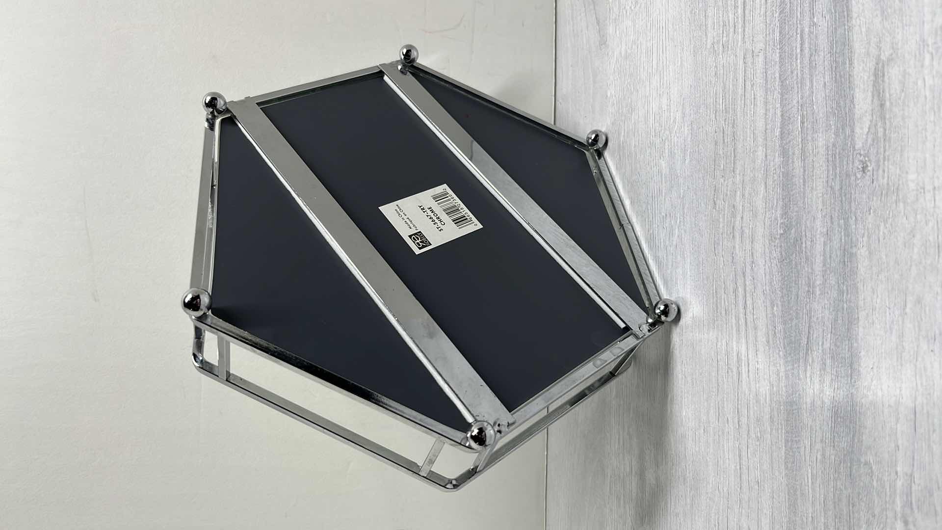 Photo 1 of ROBELY SILVER FINISH HEXAGON MIRRORED VANITY TRAY 9” X 10.25” H2.25”