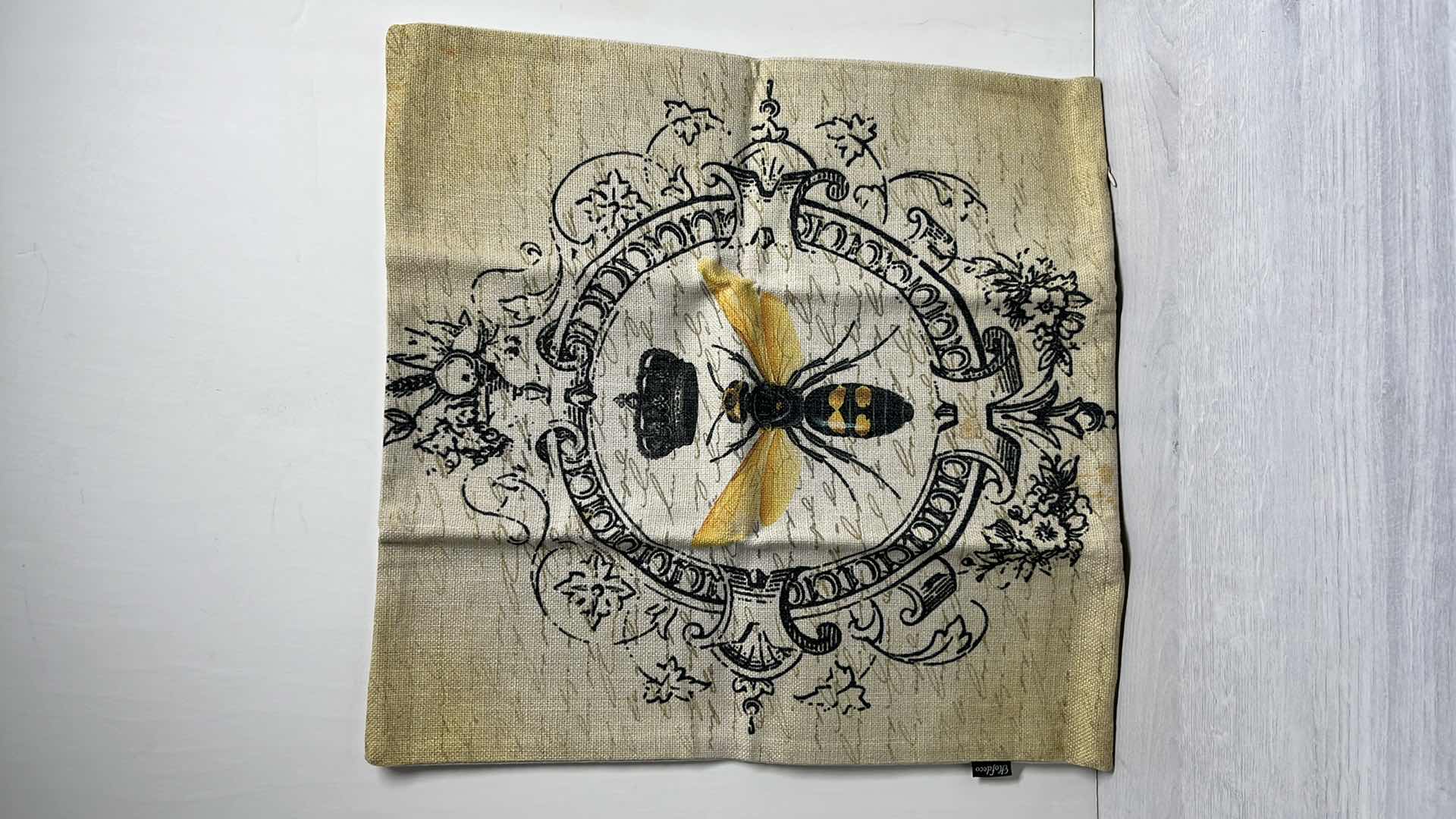 Photo 1 of NEW HOFDECO MODERN QUEEN BEE THROW PILLOW COVERS 18” X 18” (2)