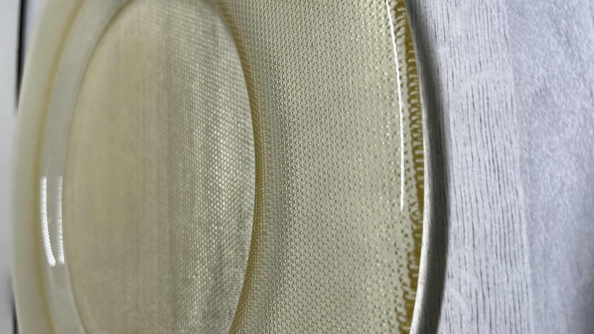 Photo 1 of PRATO DE VIDRO ATLANTIS/VISTA ALEGRE AMBER 12.75” CHARGER PLATES (6)