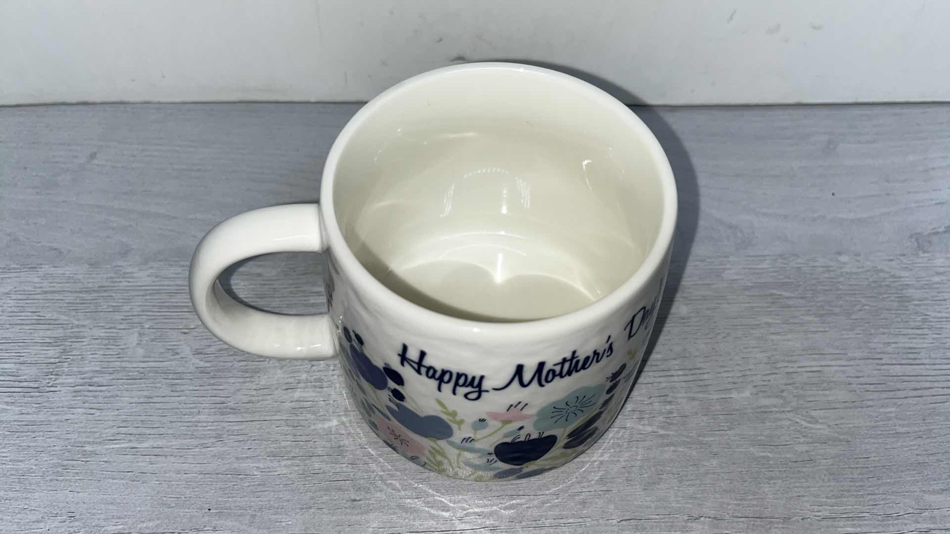 Photo 1 of THRESHOLD PORCELAIN MOTHER’S DAY 15oz COFFEE MUG 4” X 3.5”