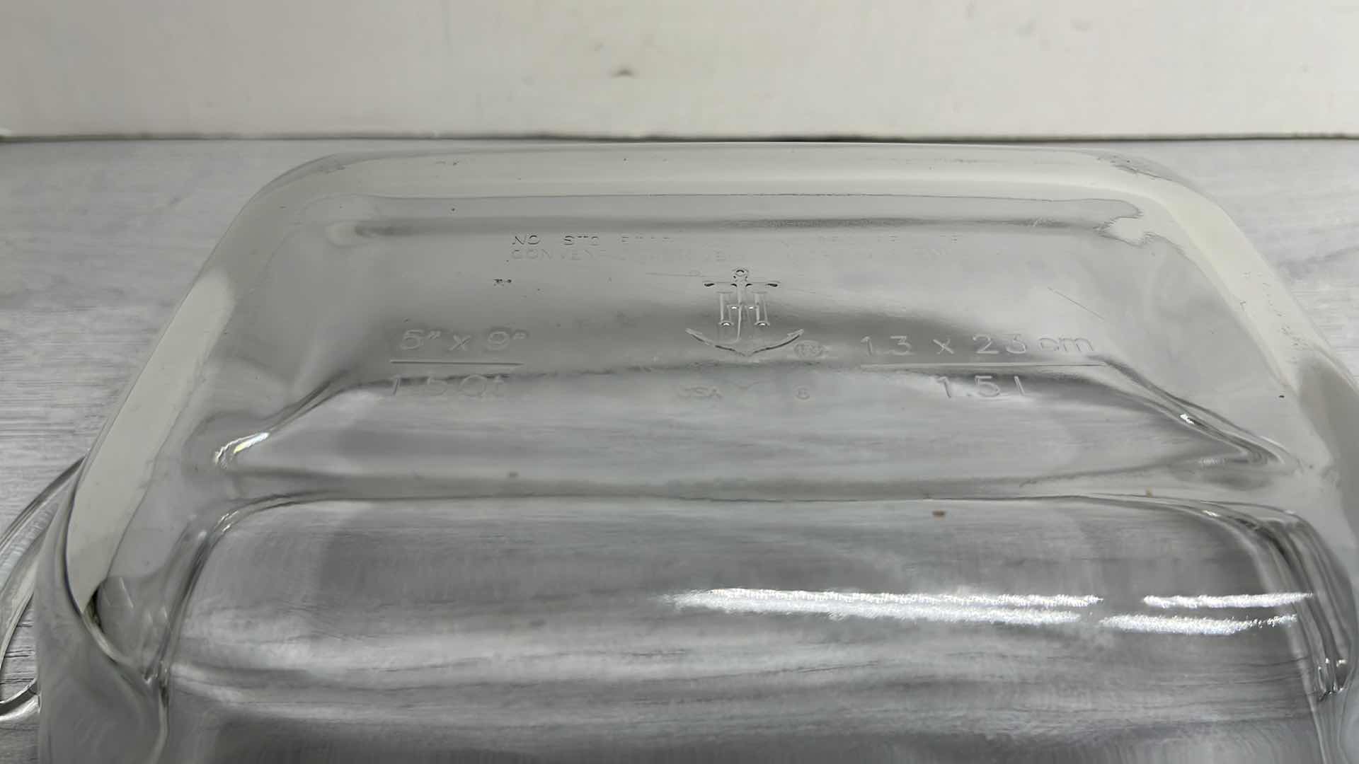 Photo 1 of ANCHOR HOCKING CLEAR GLASS 1.5 QT 5” X 9” BAKING PAN LOAF DISH & 2 CUP 2.75” CLEAR ROUND BAKING DISH