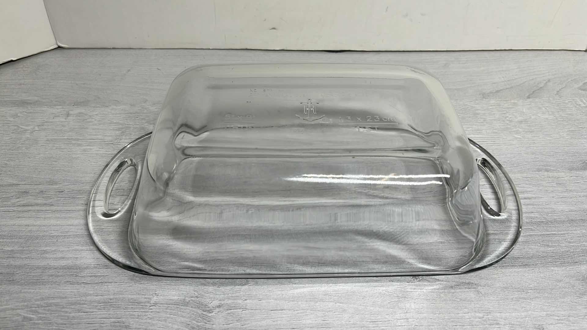 Photo 1 of ANCHOR HOCKING CLEAR GLASS 1.5 QT 5” X 9” BAKING PAN LOAF DISH & 2 CUP 2.75” CLEAR ROUND BAKING DISH