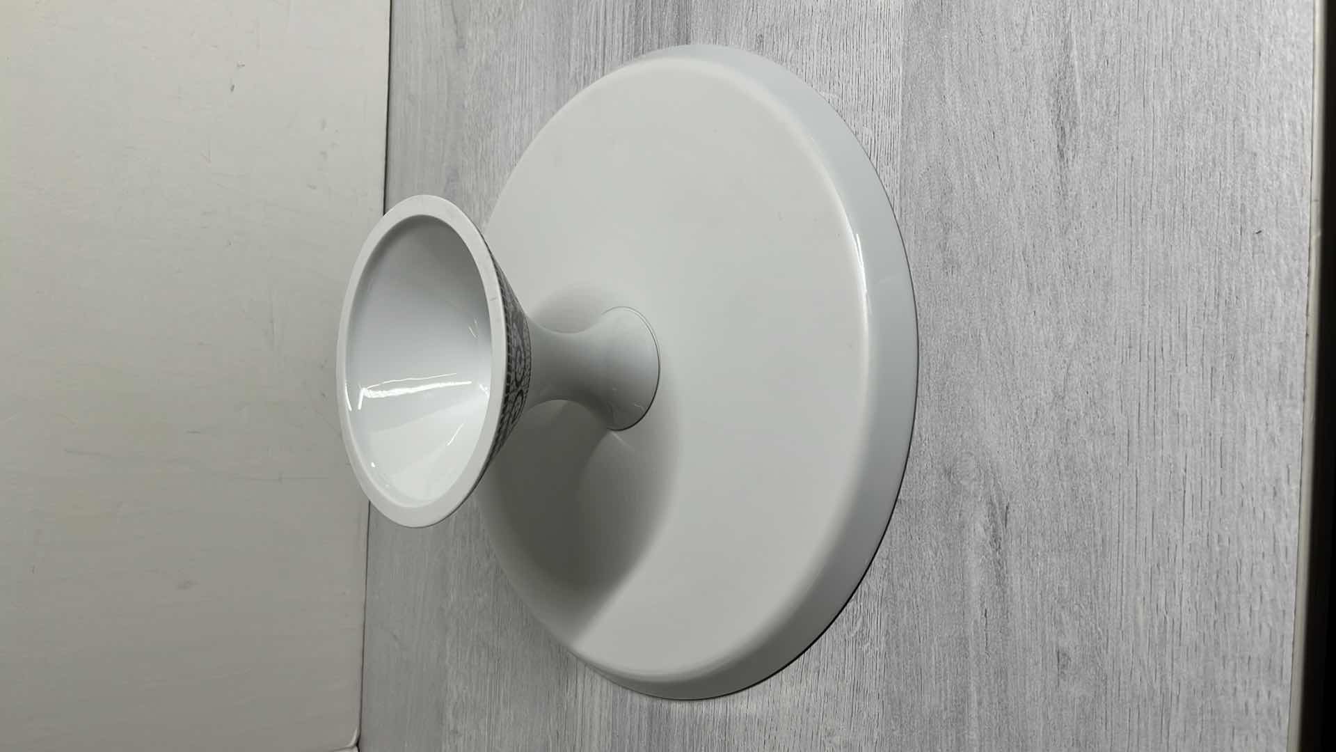 Photo 1 of VISTA ALEGRE CALCADA PORTUGUESA BY MANUELA MEDEIROS PORCELAIN CAKE STAND 11” X 11” H4.5”