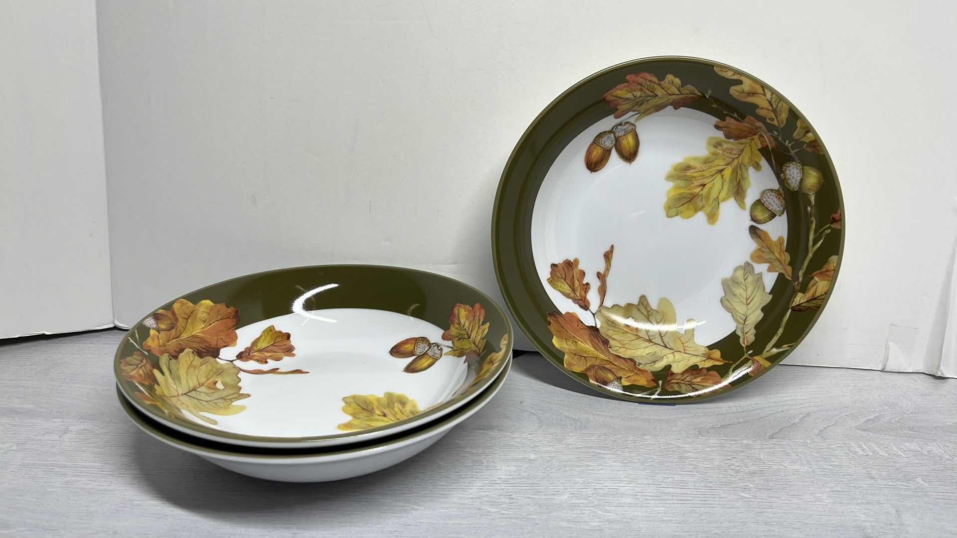 Photo 1 of WILLIAMS SONOMA ACORN COLLECTION (17 PCS)