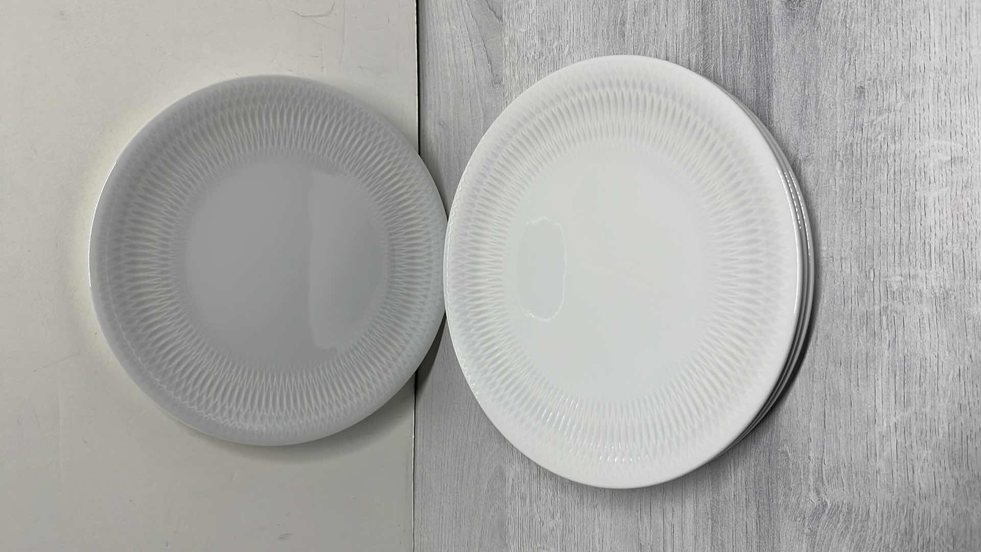 Photo 1 of VISTA ALEGRE UTOPIA COLLECTION 24 PC DINNERWARE SERVICE FOR FOUR