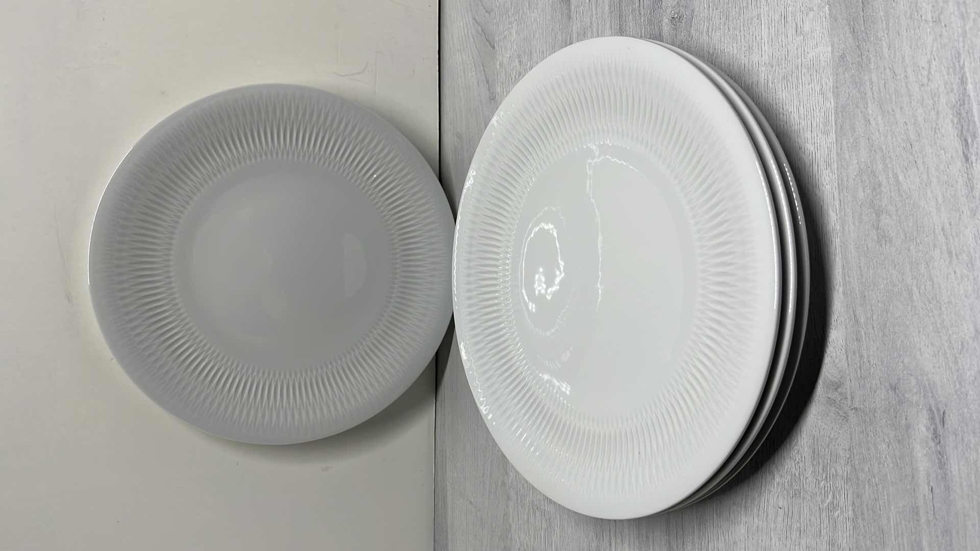 Photo 1 of VISTA ALEGRE UTOPIA COLLECTION 24 PC DINNERWARE SERVICE FOR FOUR
