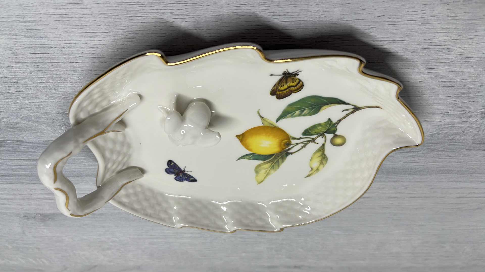 Photo 1 of TANIA BULHOES MARQUESA COLLECTION 7” X 1.75” PORCELAIN HOR D’OEUVRES PLATE (4)