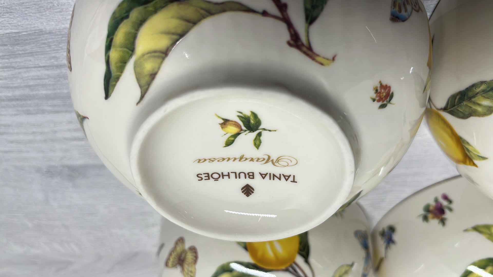 Photo 5 of TANIA BULHOES MARQUESA COLLECTION PORCELAIN BOWL 5.75” X 2.9” (4)