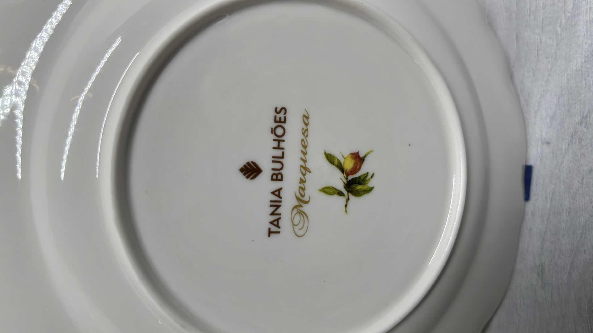 Photo 1 of TANIA BULHOES MARQUESA COLLECTION PORCELAIN 7.5” DESSERT PLATE  (6)