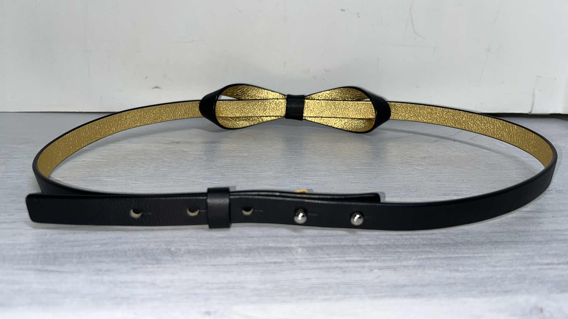 Photo 1 of CH CAROLINA HERRERA WOMENS BLACK LEATHER BOW SLIM BELT 80CM