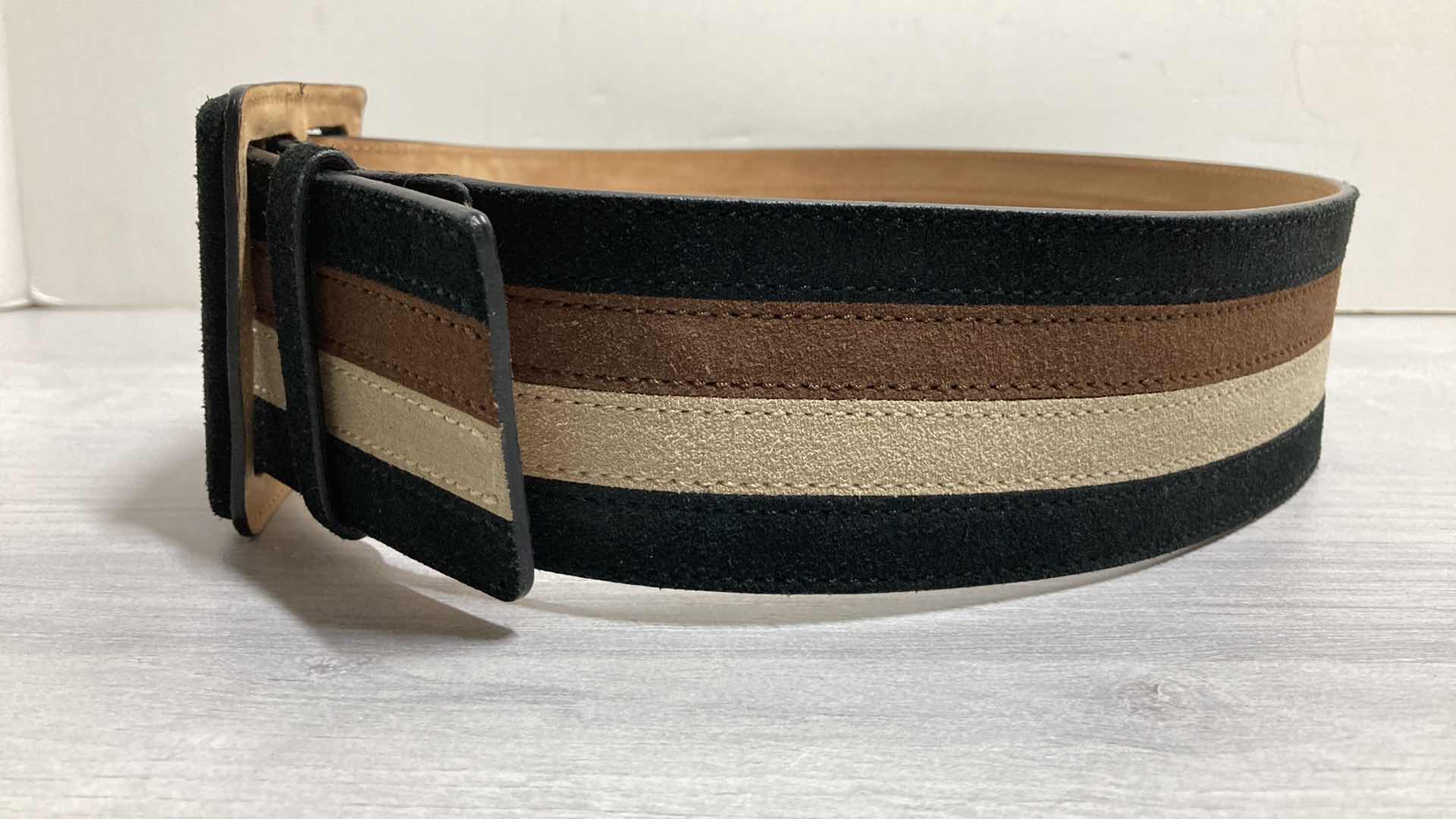 Photo 1 of ALICE & OLIVIA BY STACEY BENDET 100% COW LEATHER BELT SIZE XS MADE IN ITALY