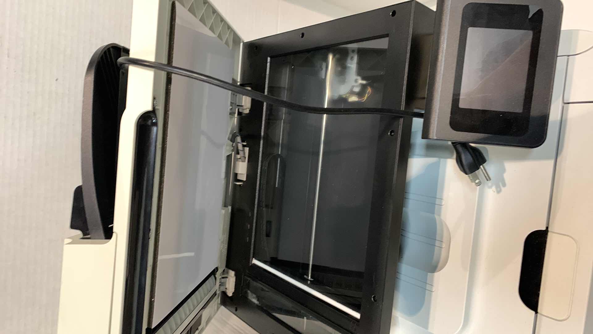 Photo 1 of HP LASER JET PRO 300 COLOR MFP M275NW 