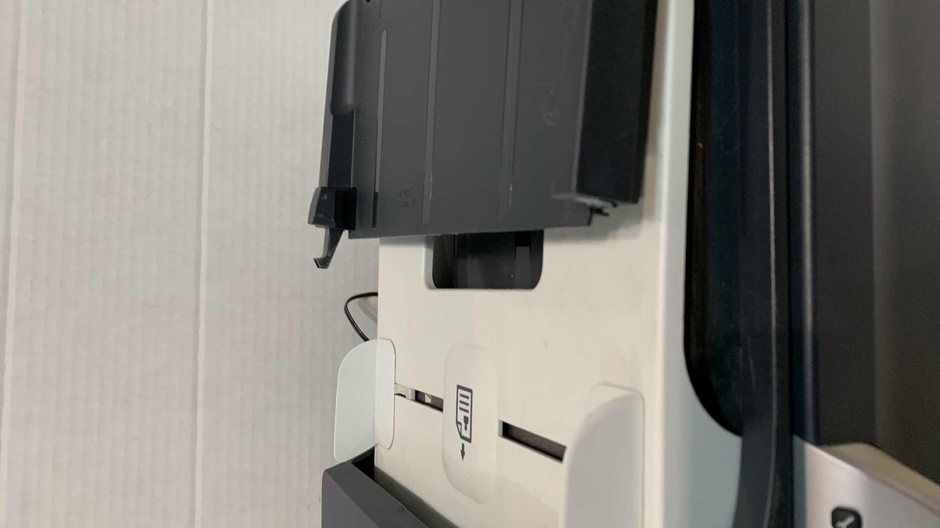 Photo 1 of HP OFFICEJET J4680 ALL IN ONE 