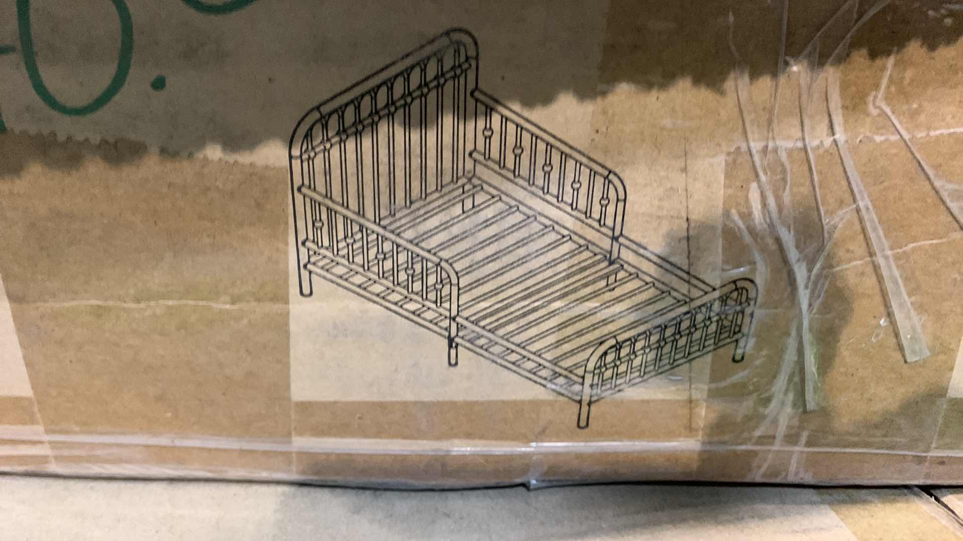 Photo 1 of METAL TODDLER BED