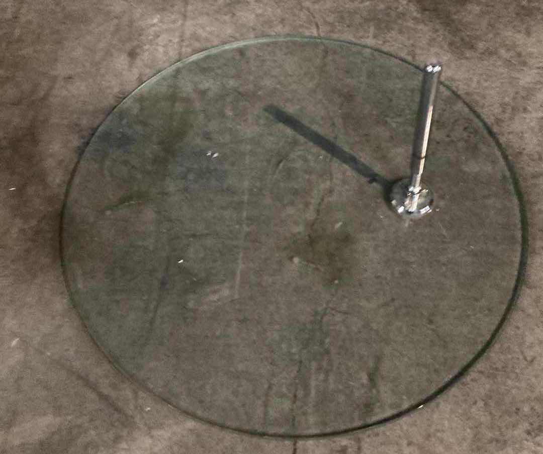 Photo 1 of FEMALE MANNEQUIN LEGS W 16” GLASS BASE 12” X 14” H44.5”