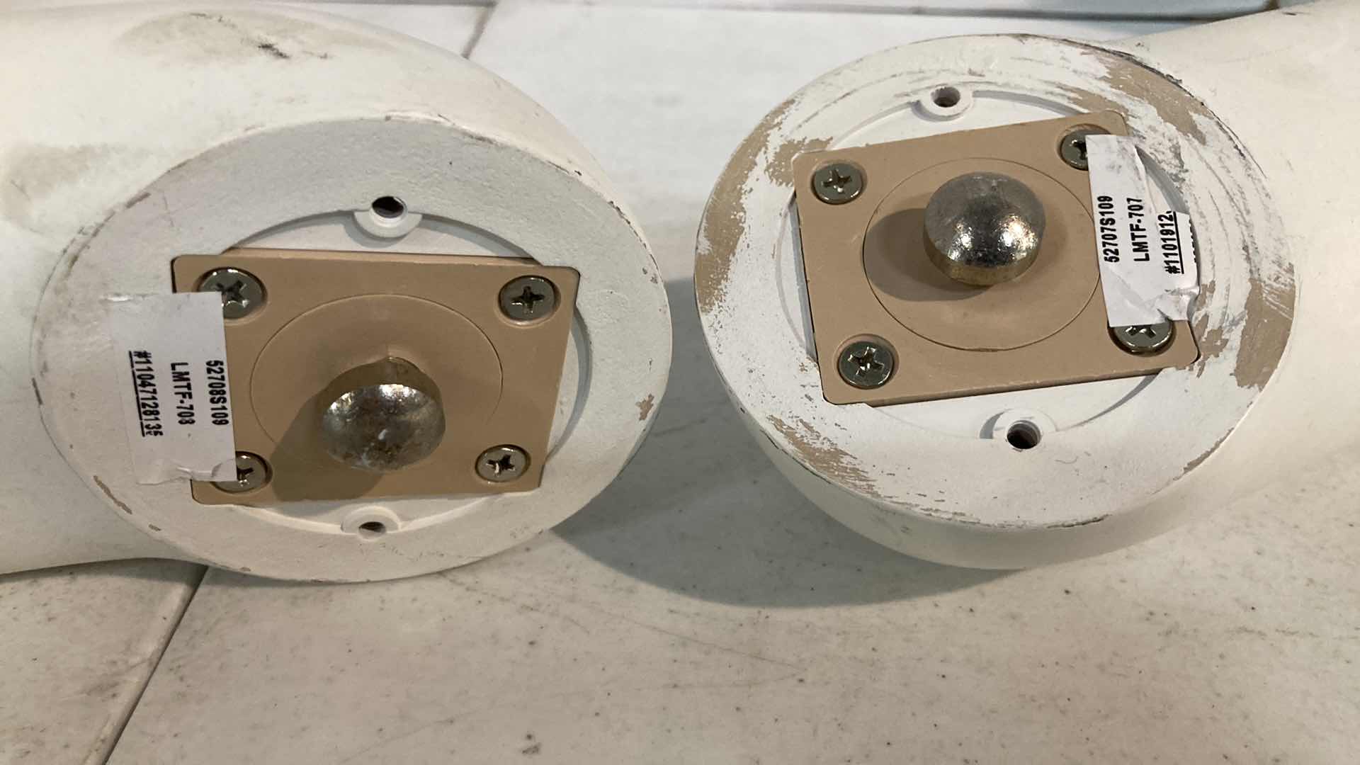 Photo 1 of FEMALE MANNEQUIN 19” LIMBS  (2) & 9” HANDS (2)