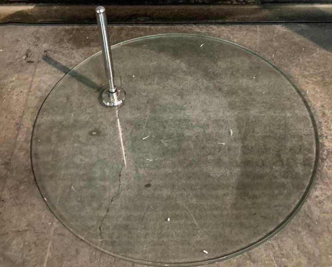 Photo 6 of FEMALE MANNEQUIN LEGS W 16” GLASS BASE 12” X 13” H44”