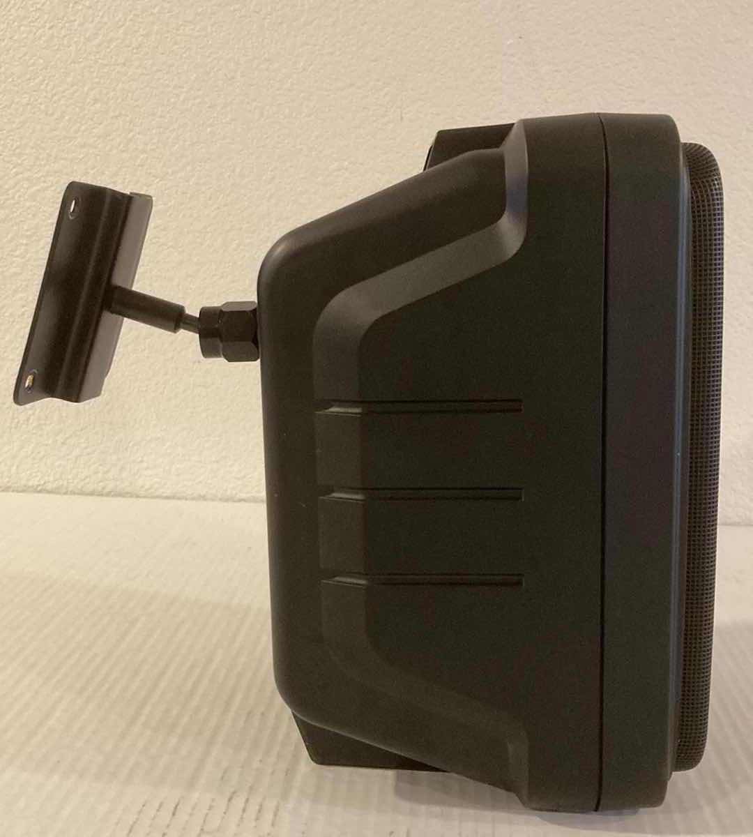 Photo 1 of JBL CONTROL WALL MOUNT SPEAKER MODEL CM52