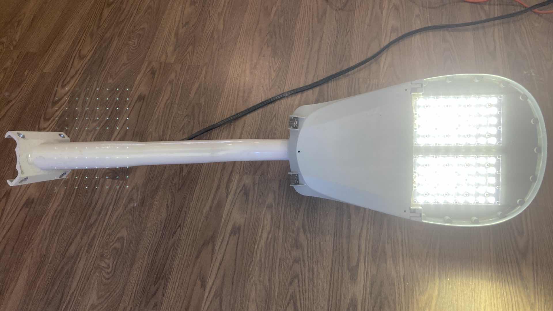 Photo 1 of LEOTEK COMMERCIAL WALL MOUNTED OUTDOOR LED LAMP LIGHT MODEL GCL1-80G-MV-NW-2S-GY-700-PCR7-SC 15” X 48” H25”